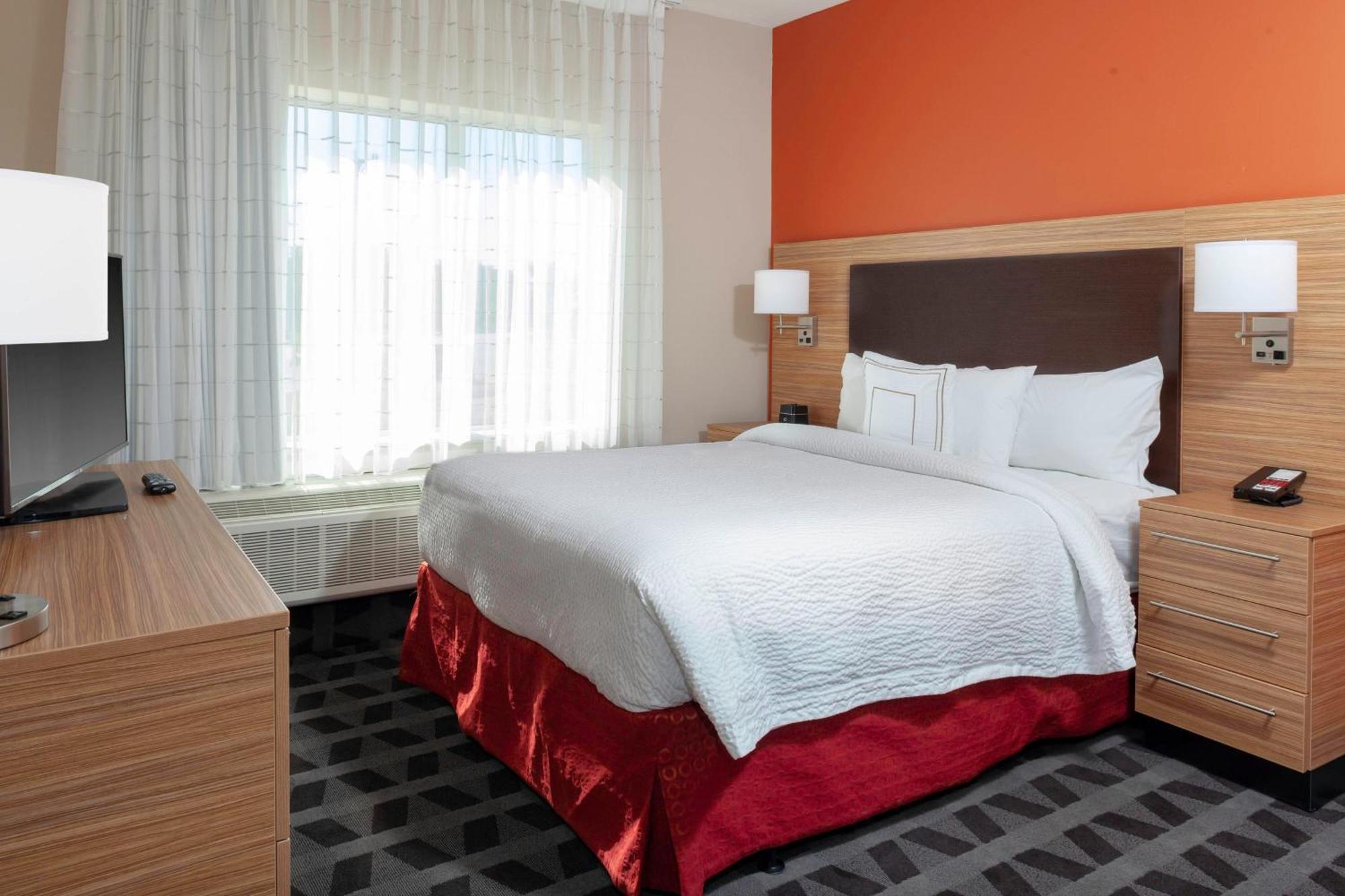 Towneplace By Marriott Westover Hills Hotel