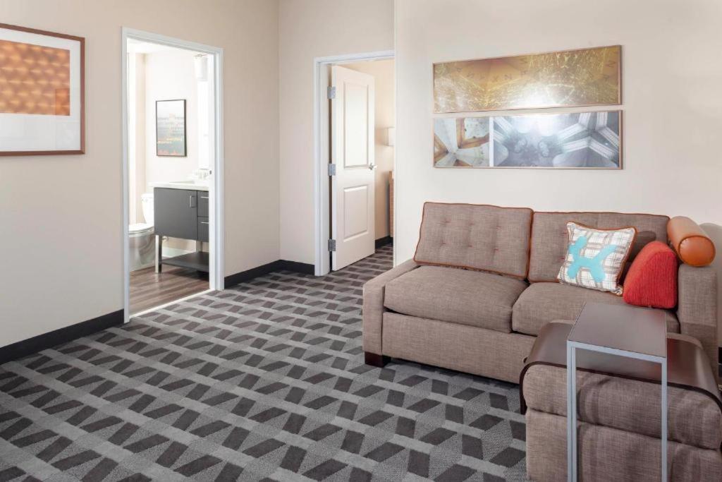 Towneplace By Marriott Westover Hills Hotel